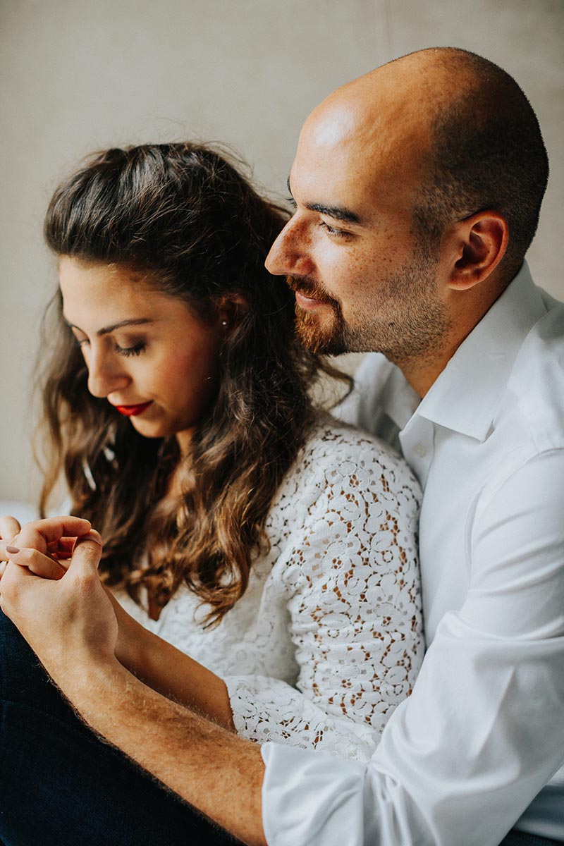 Rainy Day London Engagement | Tanya + Tanios