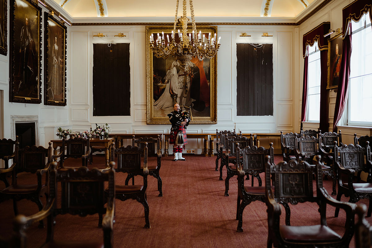 WINDSOR GUILDHALL WEDDING